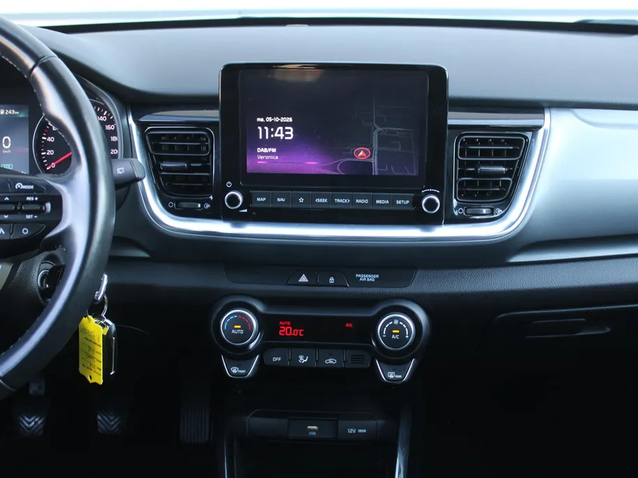 Kia Stonic 1.0 T-GDi MHEV DynamicLine | Navi | Clima | Cruise | Camera | 15' LM | Parkeersensor achter |