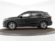 Volkswagen Tiguan Limited Edition 1.5 eHybrid 204 PK 6 versn. DSG · Design Pakket Dark · Trekhaak inklapbaar, met elektrische ontgrendeling, incl. aanhangermanoeuvreerhulp Trailer Assist ·