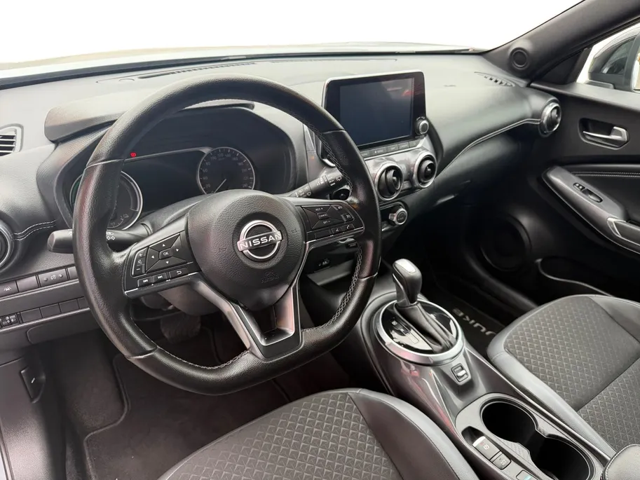 Nissan Juke 1.6 Hybrid N-Connecta | Achteruitrijcamera | Navigatie | Parkeersensoren voor & achter | Climate control |