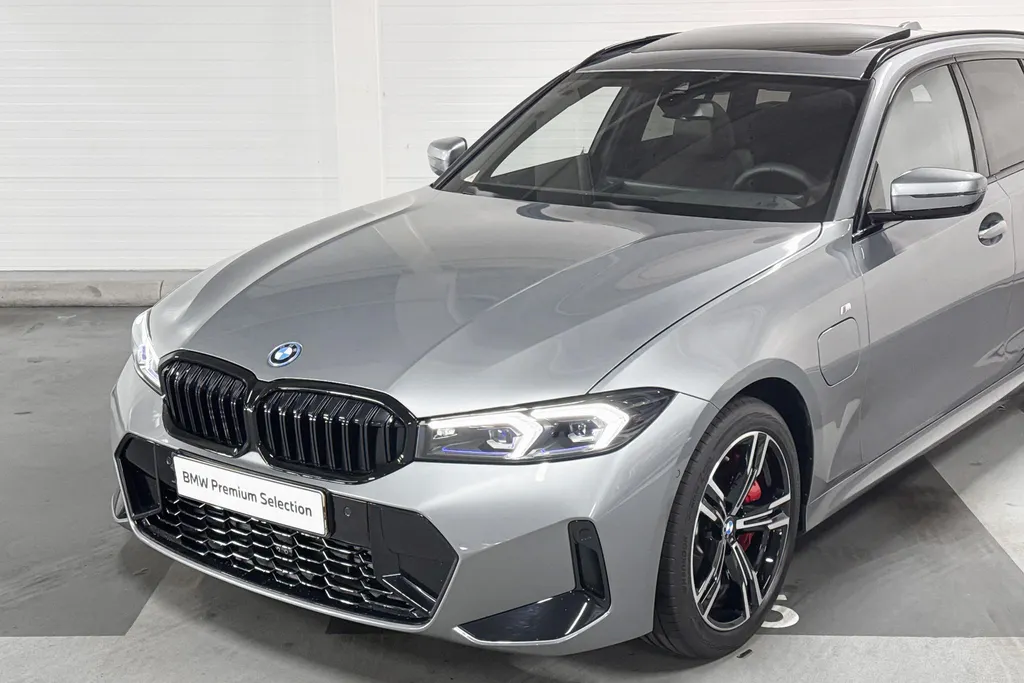BMW 3 Serie Touring 330e