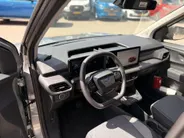 Ford Tourneo Courier EV 136pk | Trekhaak | Winter Pack