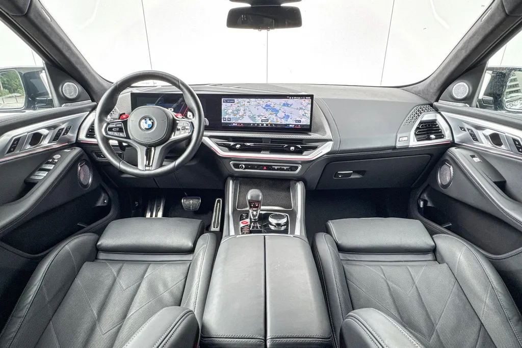 BMW XM PHEV 30 kWh