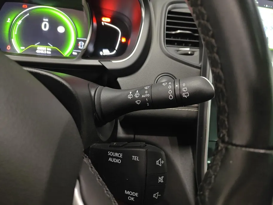 Renault Grand Scénic 1.2 TCe Bose NAVI AIRCO CAMERA CRUISE CONTROLE BOSE LED VERLICHTING TREKHAAK LM VELGEN 5P ZEER MOOIE AUTO DEALER ONDERHOUDEN