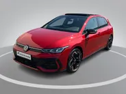 Volkswagen Golf 1.5 eTSI 150pk DSG R-Line Edition · Panoramadak · Apple/Android Car Play · Camera + Parkeersensoren · Garantie t/m 28-07-2030 of 100000km.