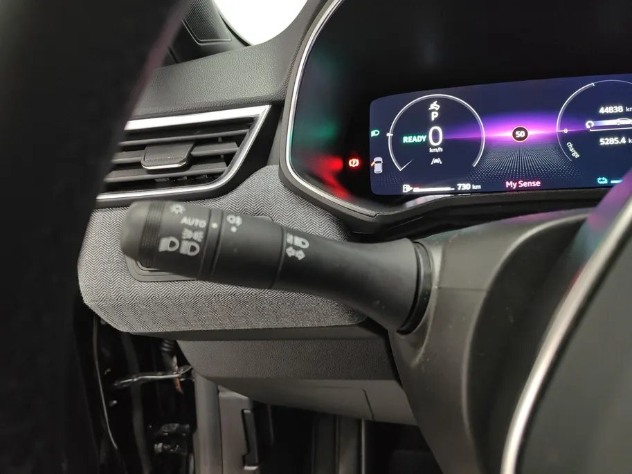 Renault Clio 1.6 E-Tech Full Hybrid 145 techno AUTOMAAT NAVI AIRCO CAMERA CRUISE CONTROLE APPLE CARPLAY ANDROID AUTO ZEER MOOIE AUTO DEALER ONDERHOUDEN