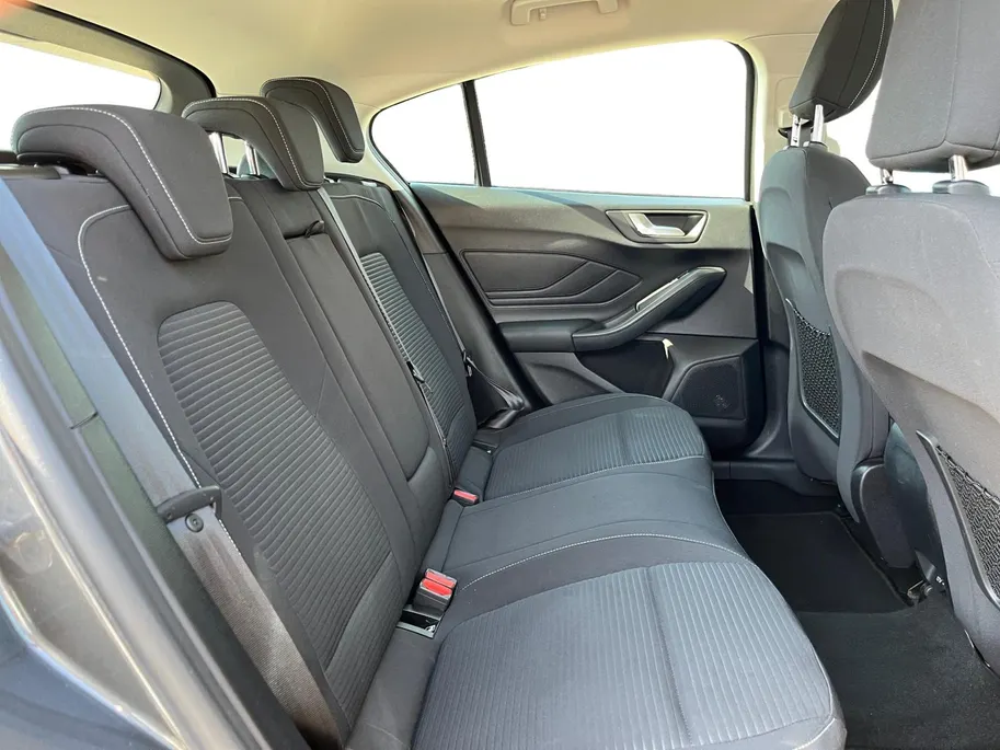 Ford Focus 1.0 EcoBoost Titanium |Winterpack| Apple Carplay/Android Auto| camera| 12 maanden Bovag garantie|