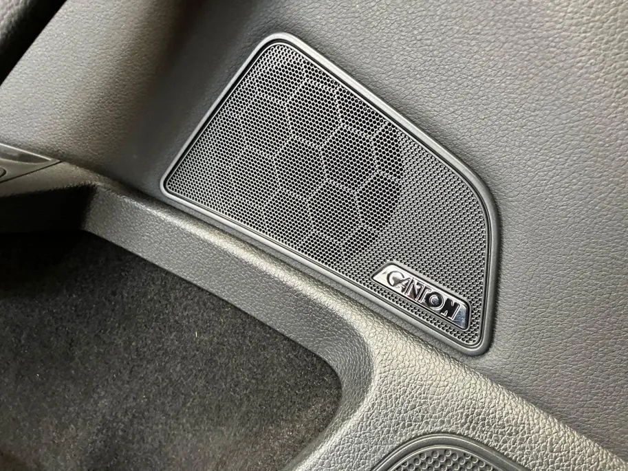 Škoda Superb 1.4TSIiV 160kW/218PK Laurin & Klement · Panoramadak · Leder · Navigatie · 360gr Camera · Apple/Android Car Play · Canton Audio ·