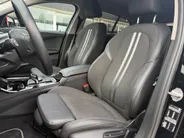 BMW 1 Serie Limousine 118i Sport Line Apple/Android draadloos | Automaat | Climate Con