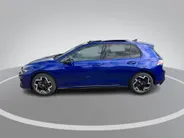 Volkswagen Golf 1.5eTSI/150PK DSG R-Line Blackstyle · Panoramadak · Trekhaak · Apple/Android Car Play · Camera · Garantie t/m 23-11-2030 of 100.000km