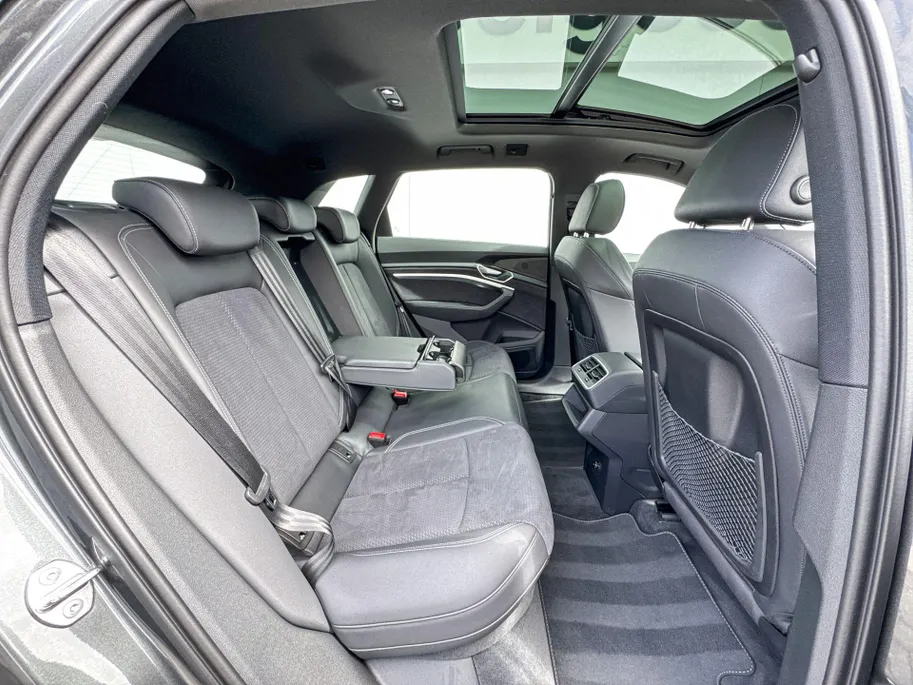 Audi e-tron 55 quattro S edition 95 kWh