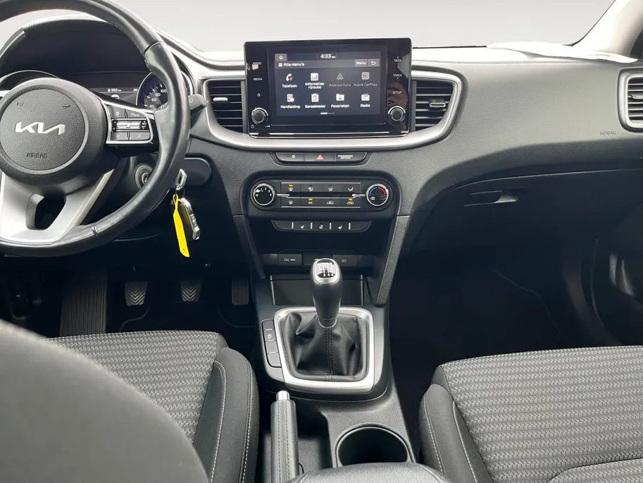 Kia XCeed 1.0 T-GDi ComfortLine | Gratis beurt bij aflevering | All seasons banden | Apple Carplay | Android Auto | Achteruitrijcamera | Climate control | Stoelverwarming | Stuurverwarming |