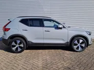 Volvo XC40 2.0 B3 Essential AUTOMAAT | Stuurverwarming | Stoelverwarming | Adaptieve Cruise | Apple Carplay/Android Auto