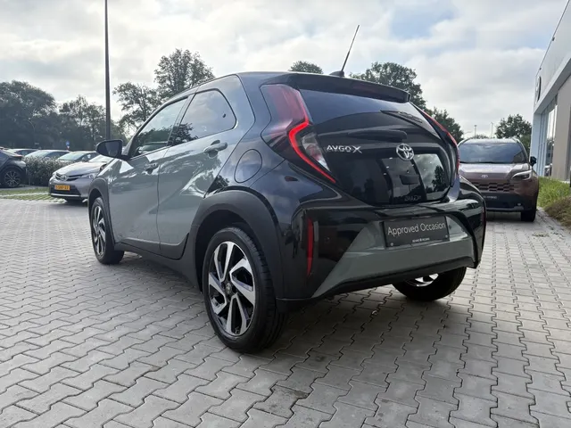 Toyota Aygo X 1.0 VVT-i S-CVT Pulse Bi-tone | Parkeersensoren V+A |
