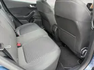 Ford Fiesta 1.0 EcoBoost Titanium | Stoel/Stuur en voorruit verwarming | Navigatie | Apple Carplay | Android Auto | Achteruitrijcamera | All Season Banden |
