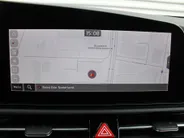 Kia Niro EV Edition Advanced 64.8 kWh | Stuur-/stoelverwarming | Elektr. stoelverstelling | Camera | Cruise adapt. | 17'LM | Clima | 17% bijtelling |