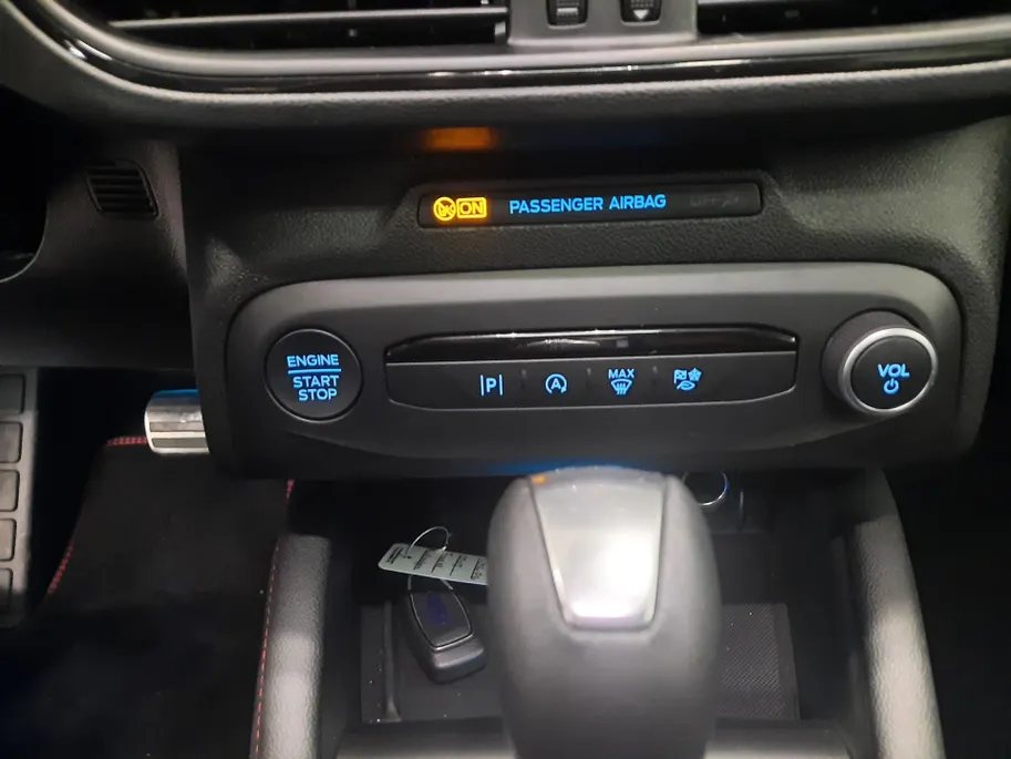 Ford Focus Wagon 1.0 EcoBoost 155 PK Hybrid ST Line X AUTOMAAT | Winter Pack | Adap. Cruise | Panoramadak | NL Auto |