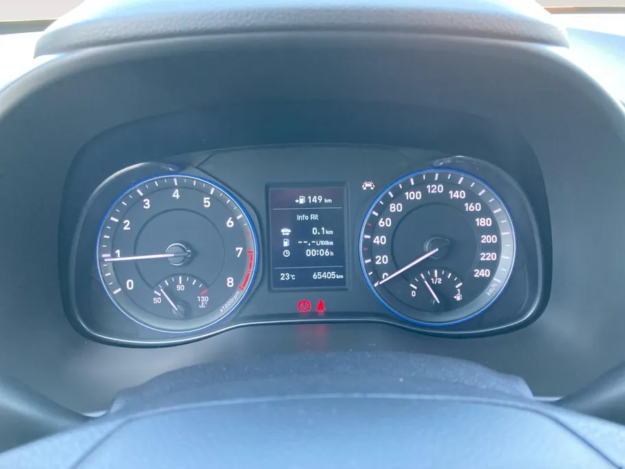 Hyundai Kona 1.0T Fashion | Speciaal interieur | Carplay | Climate control