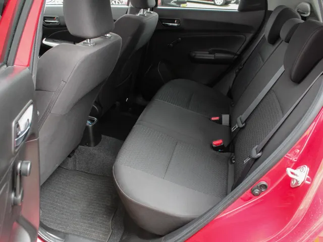 Suzuki Swift 1.2 Select Smart Hybrid Automaat | Navi | Adap. Cruise | PDC V+A | Camera | Lm-Velgen