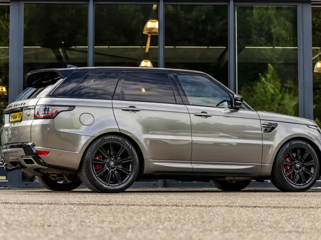 Land Rover Range Rover Sport 2.0 P400e Autobiography Dynamic