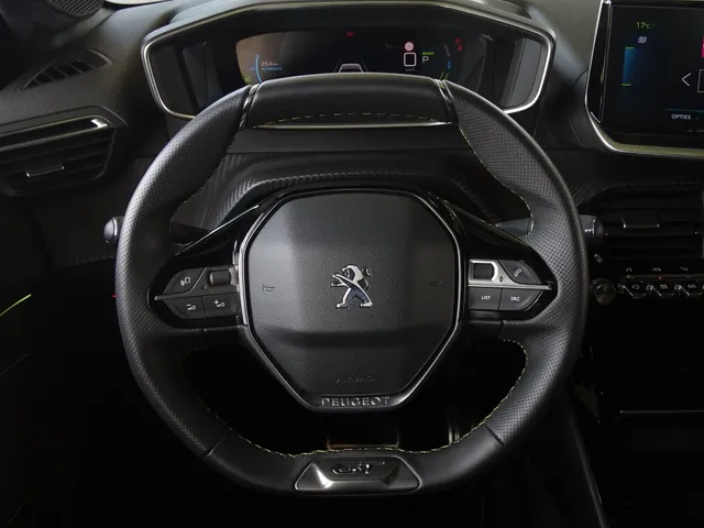 Peugeot e-208 EV GT 50 kWh