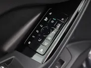 Audi Q6 e-tron S edition 83 kWh 252pk · SOH 98,1% · Panoramadak · 360 Camera · Inklap. Trekhaak · Luchtvering · Elek. Voorstoelen · Garantie t/m 19-06-2030 of 100.000km