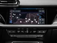 Audi A3 Sportback 45 TFSIe 272pk S-tronic S edition Competition · Camera · Sonos Audio · Elektrische stoelverstelling · Keyless  · Stoelverwarming · Afneembare Trekhaak · Fabrieksgarantie tot 03-04-2030 of 100.000km