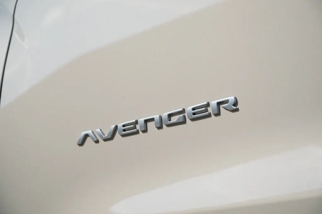 Jeep Avenger Summit 54kWh | Infotainment | Winter | Navi | 18'