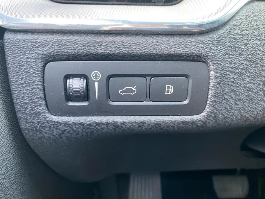 Volvo XC60 2.0 T8 Twin Engine AWD Inscription Automaat | 11-2017 | Panodak | Leder | Bower Wilkins | Stoelventilatie | etc.