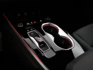 Audi A6 Avant 2.0 e-hybrid Quattro 299pk S edition Competition · 360 Camera · Inklap. Trekhaak · Bang & Olufsen Sound · Head-Up display · Dodehoeksensor · Garantie t/m 09-09-2030 of 100.000km