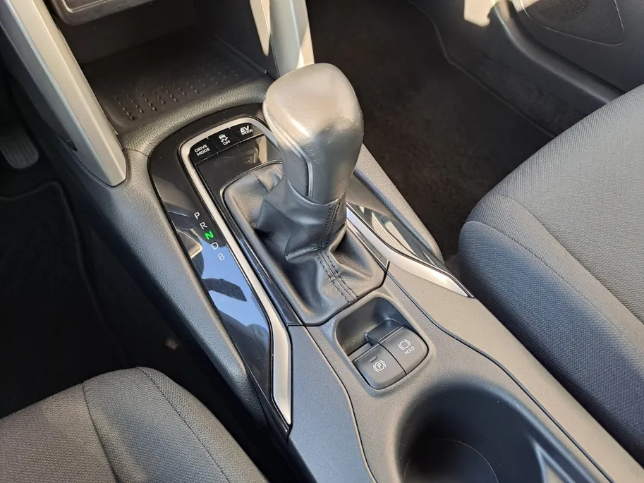 Toyota Corolla Cross 2.0 High Power Hybrid Active AUTOMAAT | Camera | Adaptieve Cruise | DAB | Rijstrooksensor met correctie | Apple Carplay/Android Auto