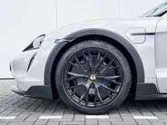 Porsche Taycan Cross Turismo 4 93 kWh