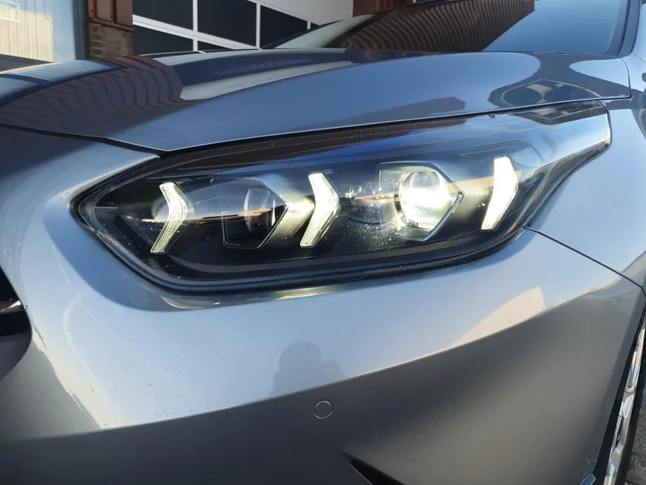 Kia Ceed Sportswagon 1.0T DynamicPlusLine DEMO | Direct beschikbaar | Stoel en stuurverwarming | Dodehoekdetectie | Getinte ramen achter | Elektrische achterklep | Keyless met startknop | Parkeersensoren voor en achter |