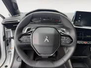 Peugeot 2008 1.2 PureTech Active Pack | 360 Camera | Apple Carplay | Android Auto | Navigatie |