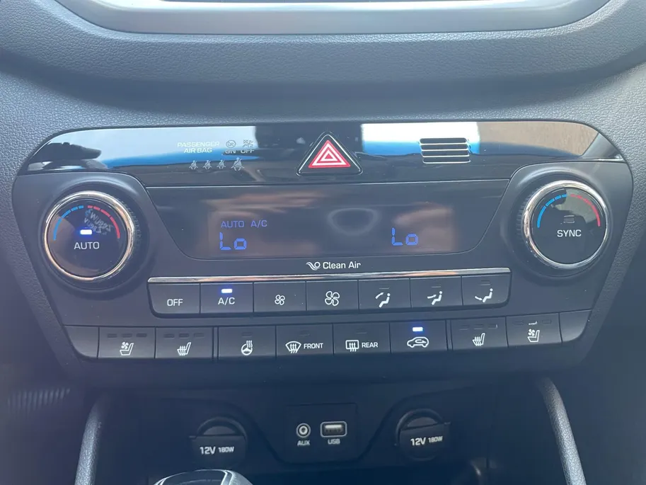 Hyundai Tucson 1.6 T-GDi Premium 4WD | STOEL VERWARMING | SCHUIFKANTELDAK | CAMERA | NAVIGATIE | ELEKTRISCHE STOEL |