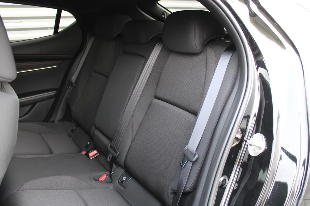 Mazda 3 2.0 e-SkyActiv-X M Hybrid 6MT 186PK Homura | BTW Auto | Navi | Adap. Cruise | Camera | HUD | 18' LM |