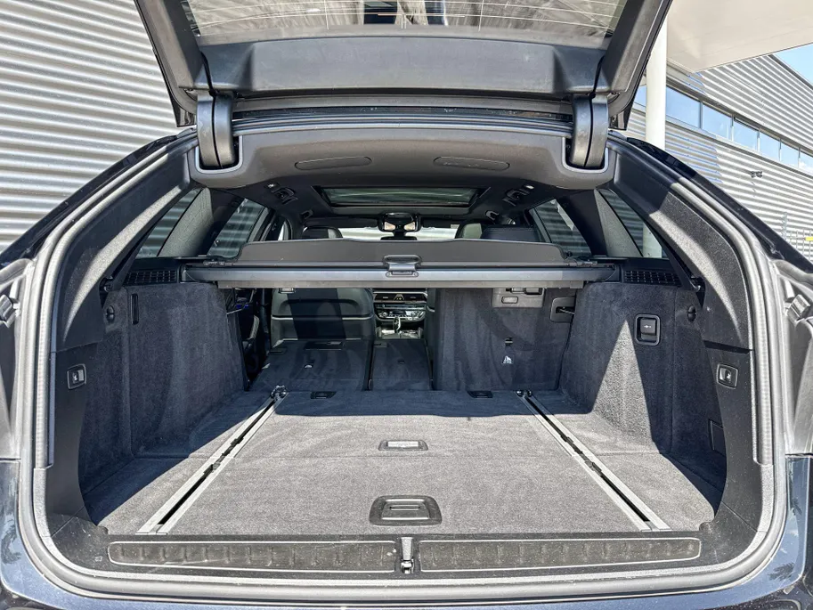 BMW 5 Serie Touring 540i xDrive High Executive