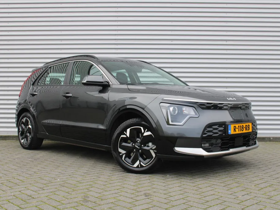 Kia Niro EV DynamicLine 64.8 kWh | 17' LM | Airco | Cruise | Camera | Navi | PDC |
