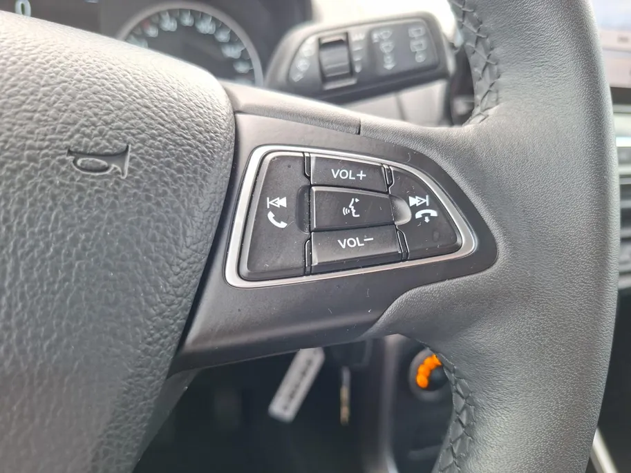 Ford EcoSport 1.0 EcoBoost Trend Ultimate | NL Auto | Privacy Glass | Navigatie | Zwarte Lichtmetalen velgen | Parkeersensoren | Cruise Control