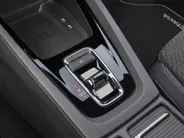 Škoda Octavia Combi 1.4 TSI iV PHEV 204pk DSG Business Edition Plus · Trekhaak · Head-Up Display · Stuur- & Stoelverwarming · Keyless · Apple/Android Car Play · Elek. Bestuurdersstoel + Geheugen ·