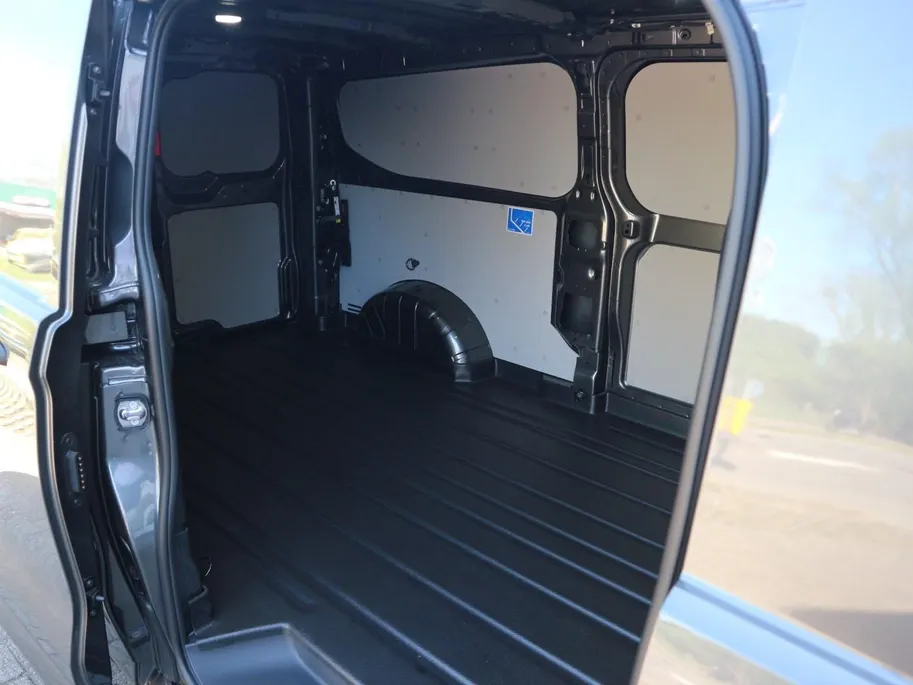 Ford Transit Custom 320 2.0 TDCI L2H1 Trend 136pk / BPM vrijstelling!