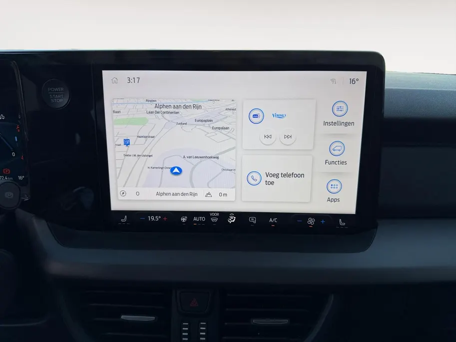 Ford E-Transit Cour. Limited 44 kWh | 1e eigenaar | Automaat | Trekhaak | Adapt. Cruise control | BLIS | Winter pack | Parkeersensoren voor en achter | Achteruitrijcamera | Navigatie | Apple carplay & Android auto | Fabrieksgarantie |