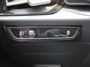 Kia Niro EV Edition Advanced 64.8 kWh | Stuur-/stoelverwarming | Elektr. stoelverstelling | Camera | Cruise adapt. | 17'LM | Clima | 17% bijtelling |