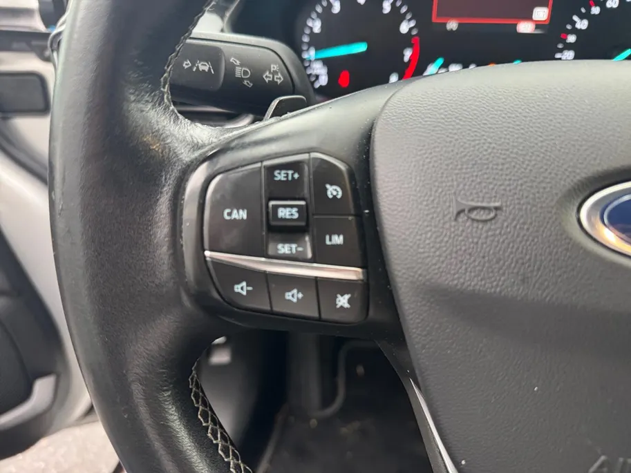 Ford Fiesta 1.0 EcoBoost Active AUTOMAAT! |TREKHAAK |  Cruise / Climate Control | Navigatie | B&O Sound |
