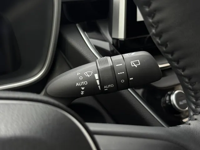 Toyota Corolla Cross Hybrid 140 Style | Panoramadak | Leer | PDC V+A