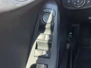 Ford Fiesta 1.0 EcoBoost Hybrid Titanium | Apple Carplay / Android Auto | Achteruitrijcamera | Winterpack | Cruise control |