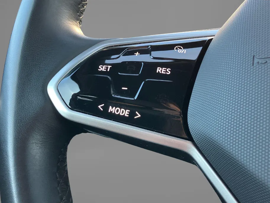 Volkswagen ID.4 Style 52 kWh 125kW/170PK · Apple Carplay/Android Auto · Parkeersensoren · Navigatie