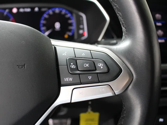 Volkswagen T-Cross 1.5 TSI DSG Style R-Line Navigatie | Camera | 18' R-Line velgen |