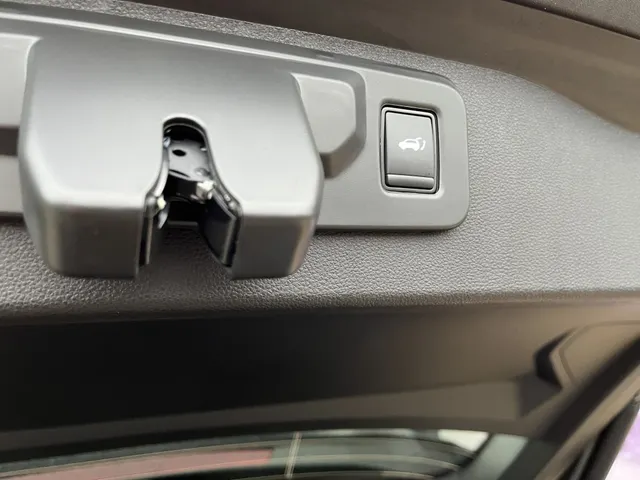 Mitsubishi Eclipse Cross Instyle 87 kWh | Panoramadak | Harman Kardon audio