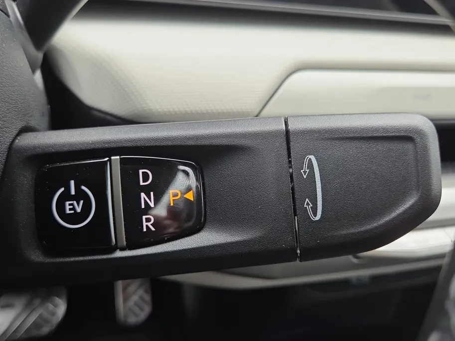Kia EV4 GT-PlusLine 81.4 kWh Meest luxe uitvoering | 204 PK | Metallic lak | Fabrieksgarantie t/m 6-9-2032 + 3x 1 jaar*| NAP