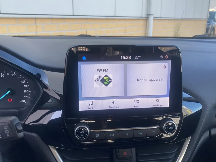 Ford Fiesta 1.0 EcoBoost 95 pk Titanium Apple Carplay/ Android Auto - Climate Control - Parkeersensoren achter